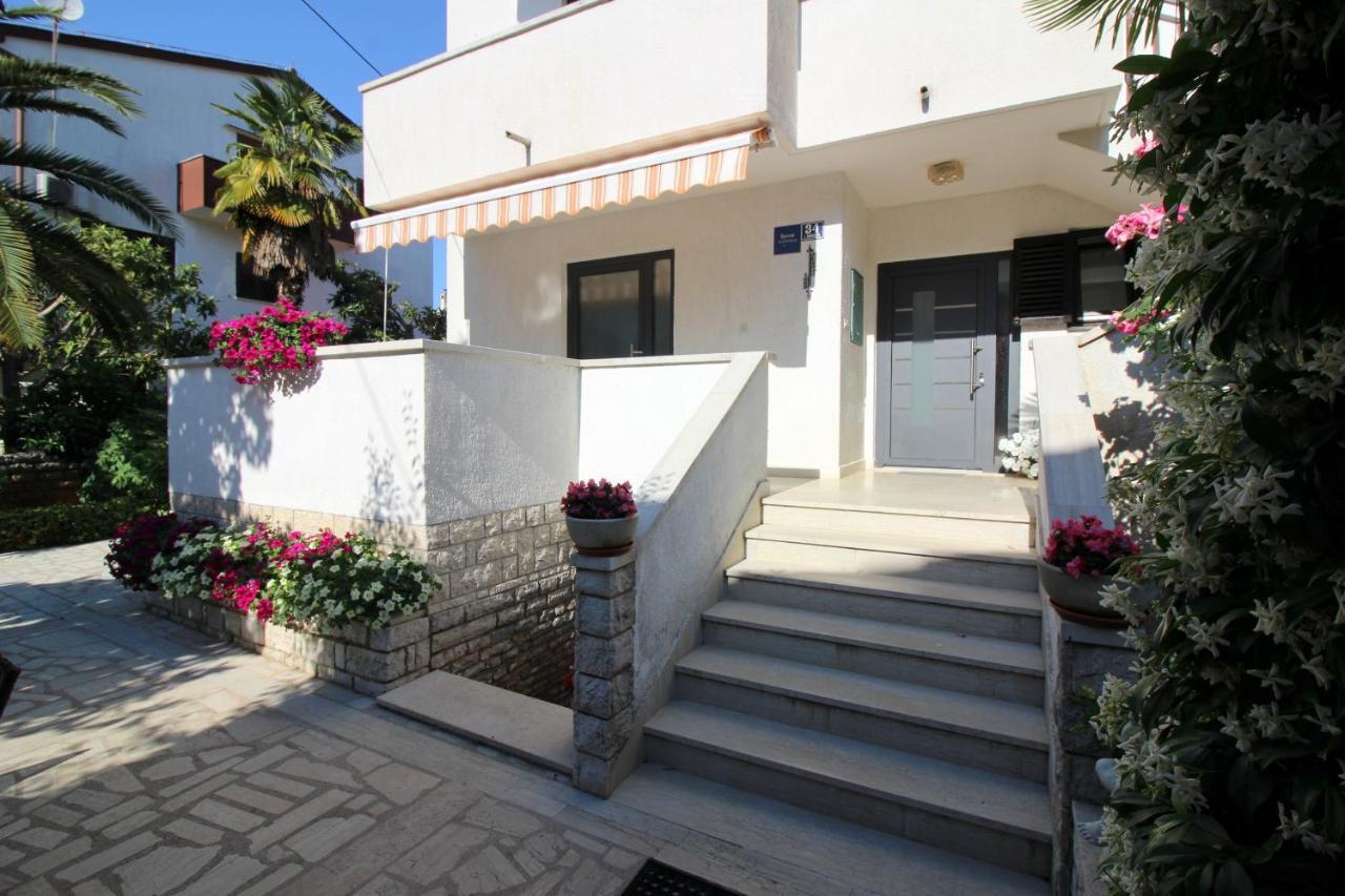 Apartments Sabina Porec Ngoại thất bức ảnh
